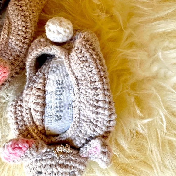 Albetta Premium Knit Crochet Bunny Newborn Booties - Picture 3 of 4